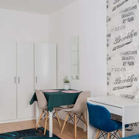Kolorowe Balkony Czyzewskiego 3 Apartament